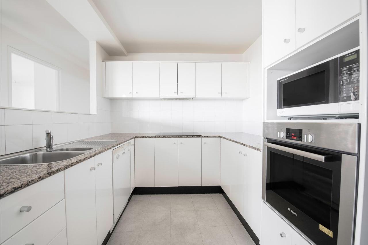 Breakfree Capital Tower Apartments Canberra Exterior photo