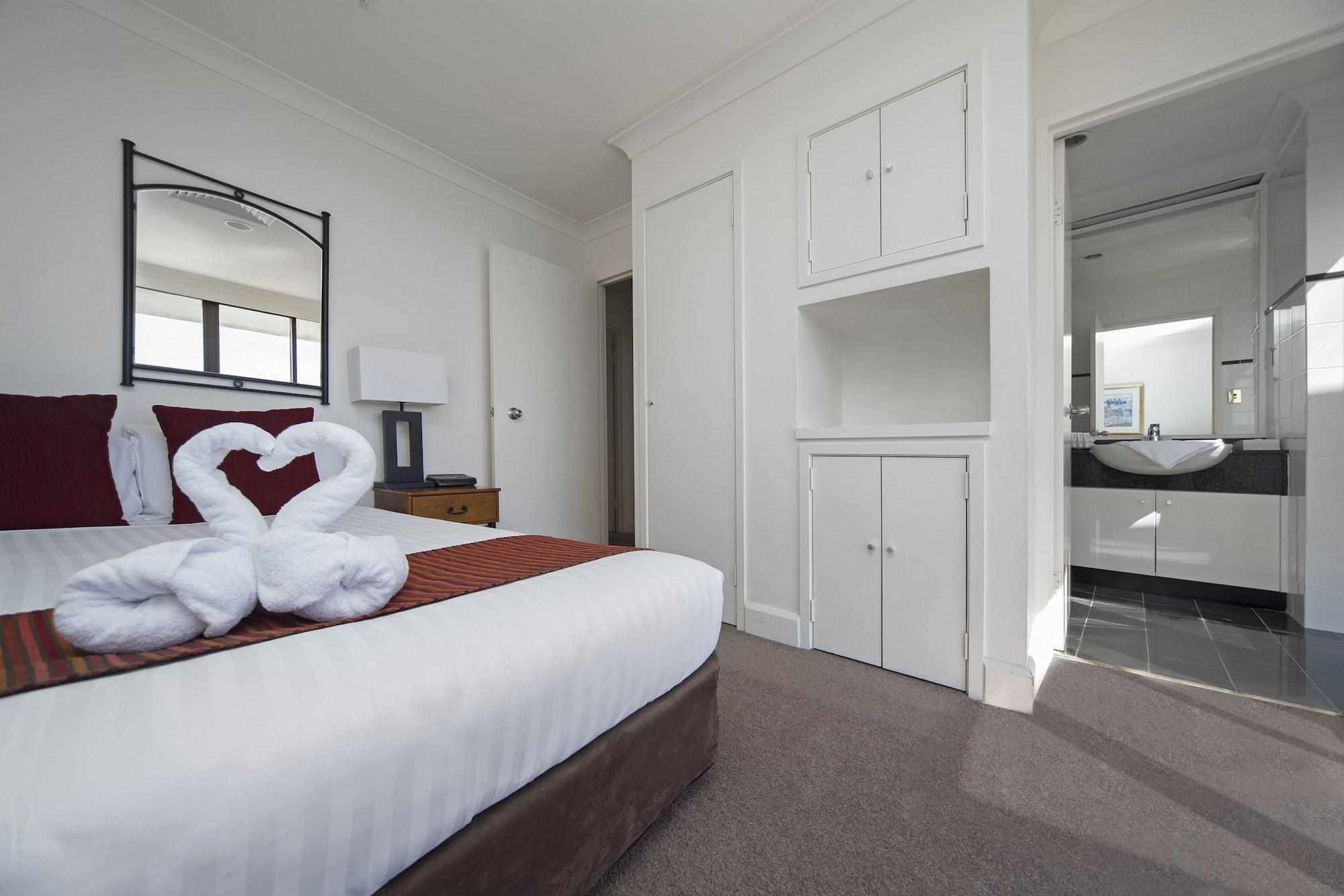 Breakfree Capital Tower Apartments Canberra Exterior photo
