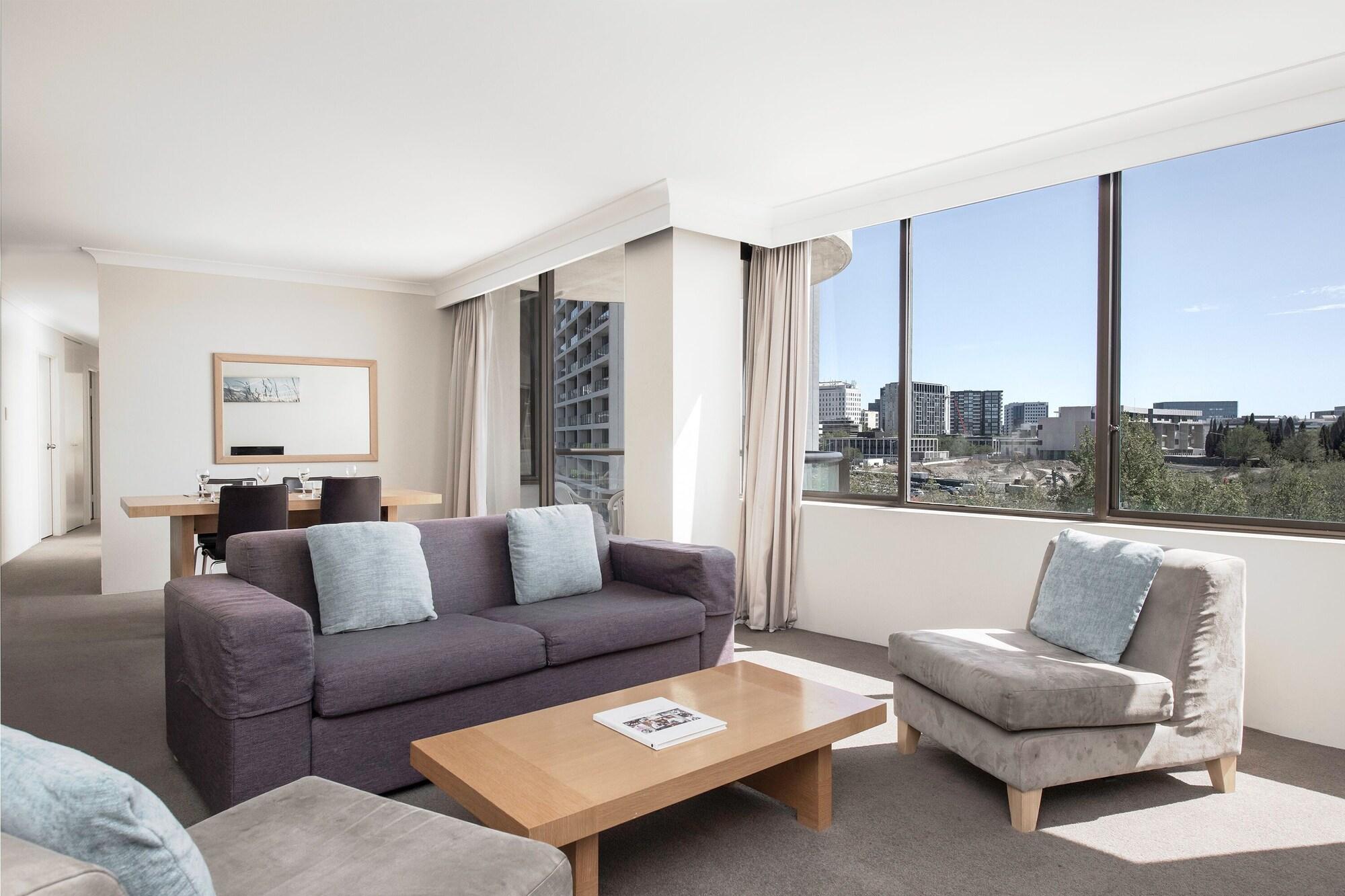 Breakfree Capital Tower Apartments Canberra Exterior photo