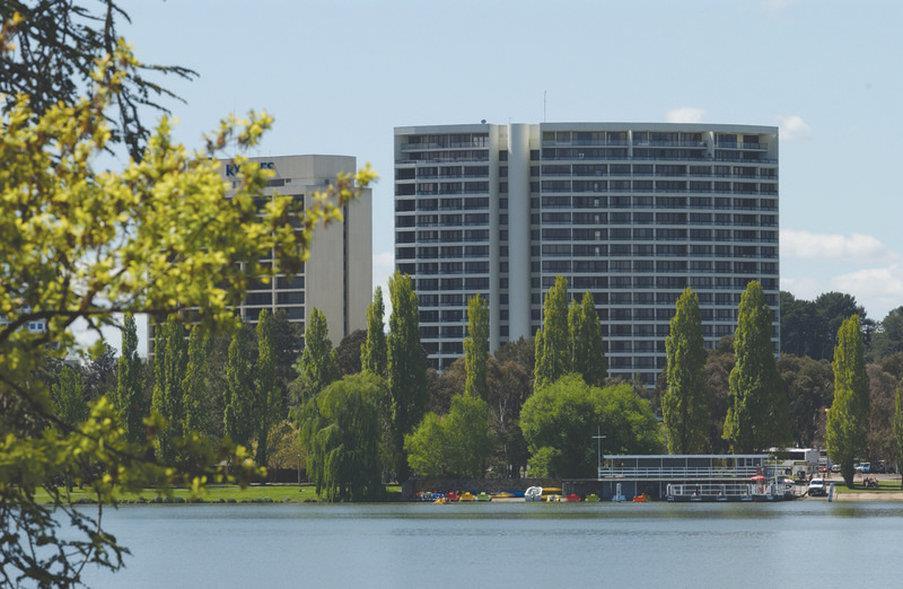 Breakfree Capital Tower Apartments Canberra Exterior photo