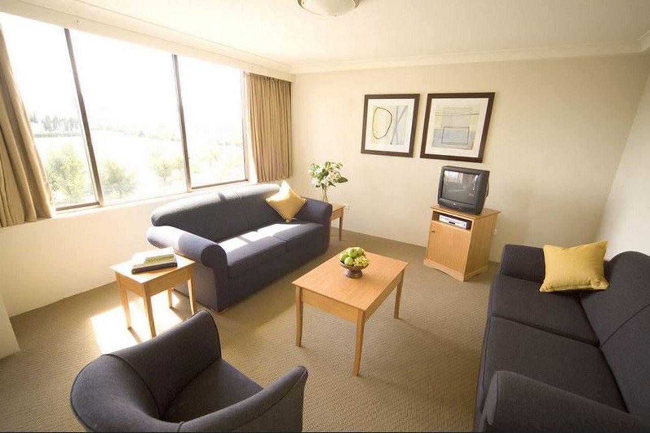 Breakfree Capital Tower Apartments Canberra Exterior photo