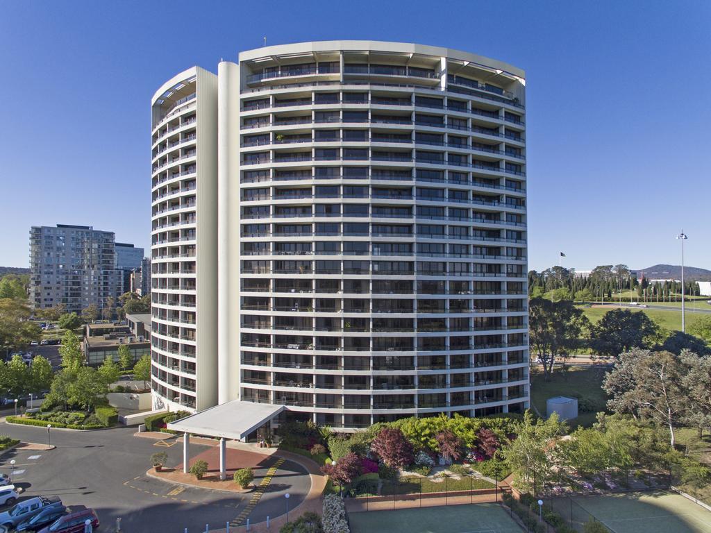 Breakfree Capital Tower Apartments Canberra Exterior photo