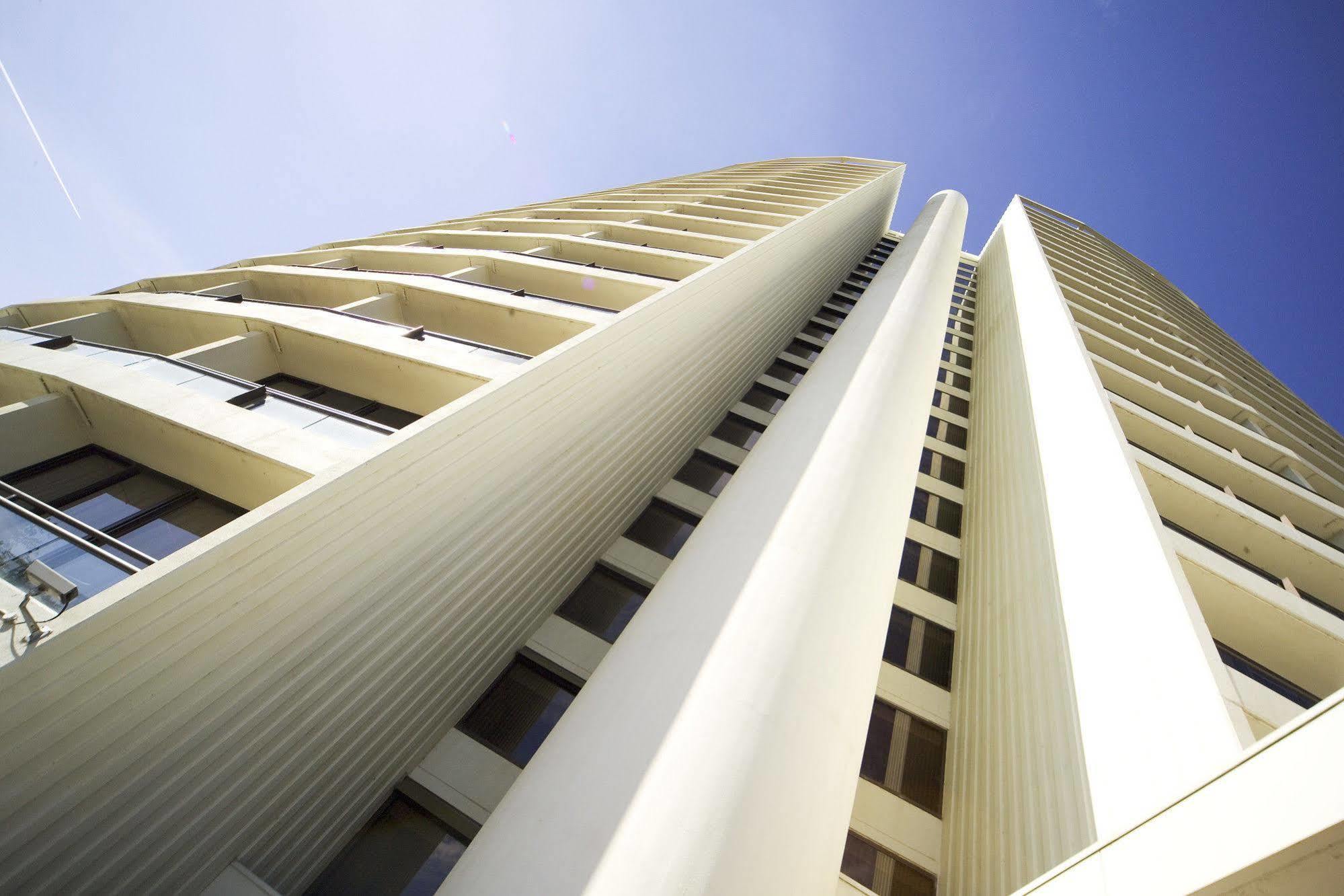 Breakfree Capital Tower Apartments Canberra Exterior photo