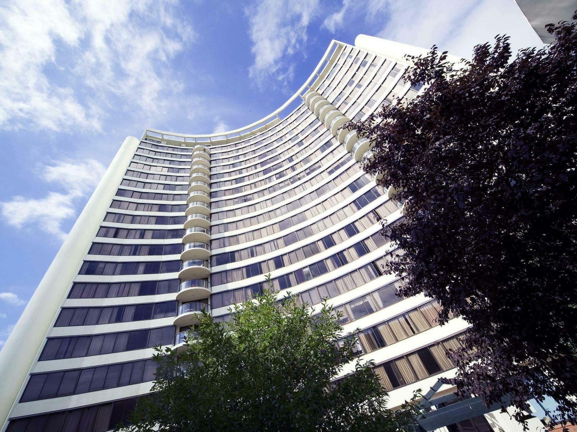 Breakfree Capital Tower Apartments Canberra Exterior photo
